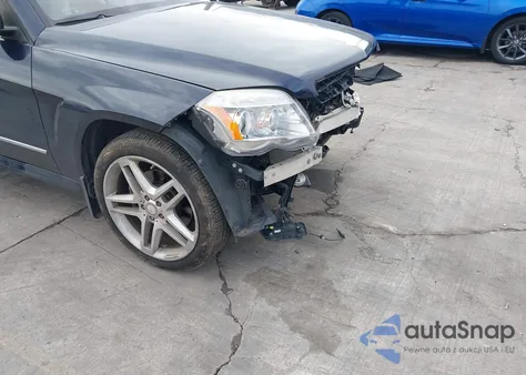 2011 Mercedes-Benz Glk 350 4Matic z USA, uszkodzony, nr VIN WDCGG8HB5BF683838